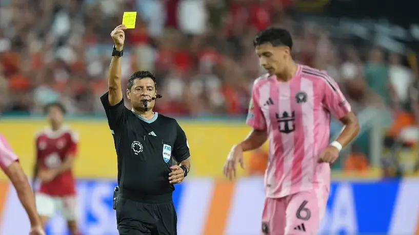 ¡Innovación! Primeras imágenes de la cámara integrada a los árbitros en el Mundial de Clubes