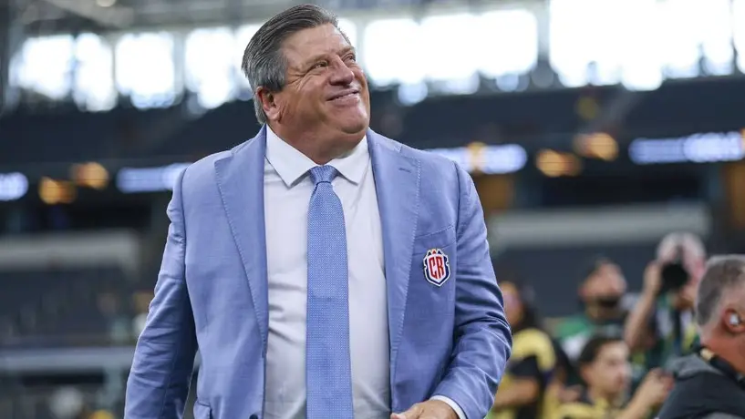 'Piojo' Herrera: Prensa tica visualiza a Costa Rica campeona de la Copa Oro