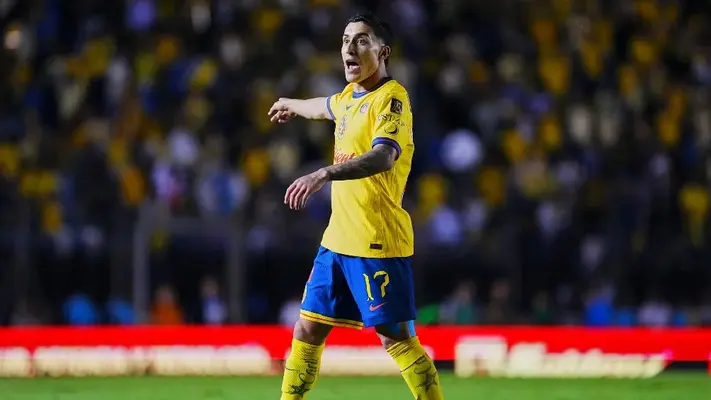 Zendejas terminó desconsolado tras derrota del América ante Toluca