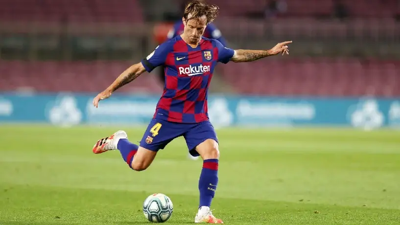 Ivan Rakitic, histórico jugador del FC Barcelona y Sevilla, anuncia su retiro a los 37 años