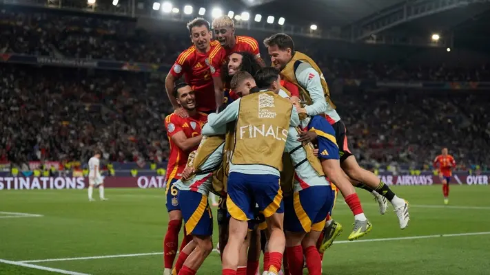 España evita ridículo y vence a Francia para avanzar a la Final de la Nations League