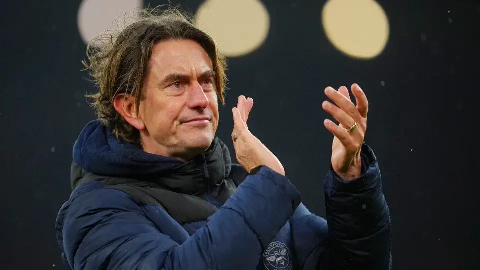 Tottenham anuncia a Thomas Frank como su nuevo entrenador