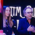Belinda y Tim Burton protagonizan encuentro épico en la inauguración de “El Laberinto” en CDMX