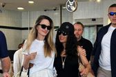 VIDEO: Papá se encuentra a Angelina Jolie y Salma Hayek en café de Veracruz… y lo presume a su familia