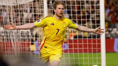 Kevin de Bruyne da victoria sobre Gales y salva a Bélgica de ridículo en Bruselas
