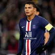 ¡Siempre en su corazón! Thiago Silva hace videollamada con la Champions del PSG