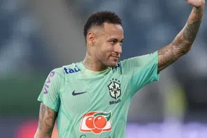 Hombre que robó balón firmado por Neymar fue condenado a 17 años de prisión en Brasil