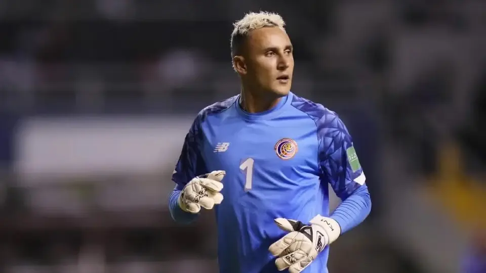 Keylor Navas se acerca a Pumas, pero redes recuerdan su deseo de jugar en América