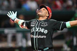 Diablos Rojos del México vence a Olmecas y llega a 60 triunfos en la LMB