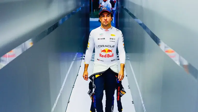 Isack Hadjar adelanta posible regreso de Checo Pérez: "he oído mucho"