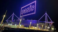 Logo de Oasis ilumina Cardiff con drones: así comenzó la gira Live 2025