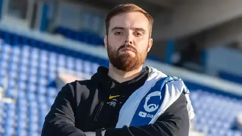 Ibai Llanos presenta oficialmente su nuevo equipo de fútbol en Cuarta Catalana