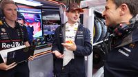Max Verstappen apunta a correr con Red Bull en 2026 por cláusula en contrato