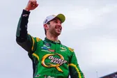 "¡Viva México, cabrones!": Daniel Suárez hace vibrar a México tras su victoria en NASCAR Xfinity Series