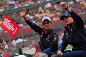 Jefe de Cadillac se rinde en elogios a Checo Pérez: "Es de talla mundial en la Fórmula 1"