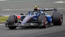 Carlos Sainz tras la Qualy en Silverstone: "Que bonita está la F1"