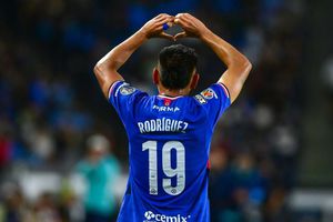 Cruz Azul iguala en 90 con el Galaxy; ganan el punto extra en penales