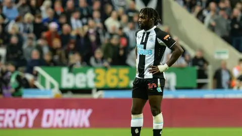 ¿Cuál fue el valor máximo de mercado de Allan Saint-Maximin según Transfermrkt?
