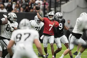 ¡En TV abierta! Juego entre Raiders y Seahawks será transmitido en Canal 6