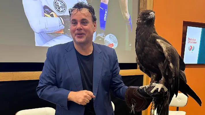 Hijo de José Ramón Fernández lanza nuevo dardo a David Faitelson