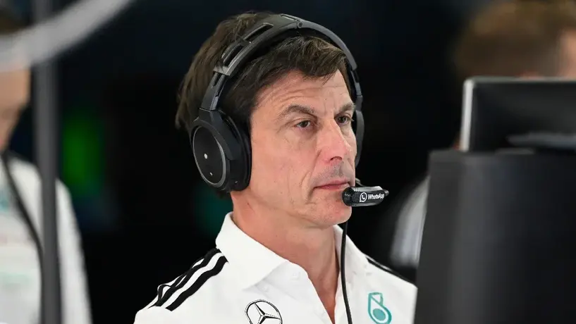 Mercedes no descarta a Verstappen: Toto Wolff admite que exploran opciones para 2026