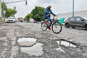 ¿Reparar un bache por tu cuenta en CDMX? Podrías ir a la cárcel o recibir una multa