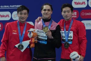 ¡Oro para Osmar Olvera! El mexicano gana en trampolín 3m en el Mundial de Singapur
