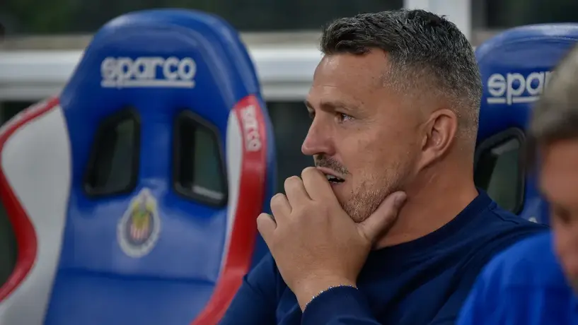 'Siempre existe la presión de ganar todos los partidos en Chivas': Óscar García Junyent