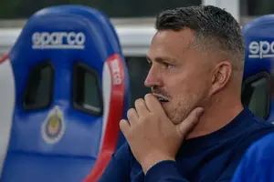 'Siempre existe la presión de ganar todos los partidos en Chivas': Óscar García Junyent