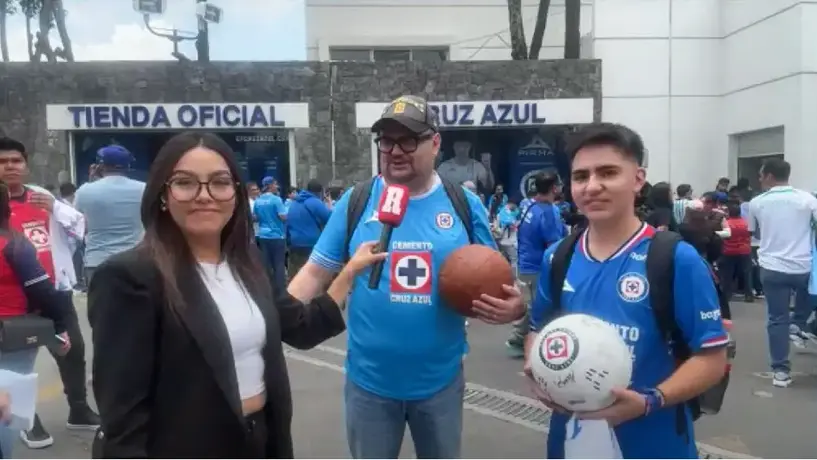 Aficionados de Cruz Azul gastan más de $12,000 para acudir a firma de autógrafos del equipo