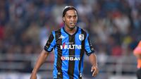 ¿Ronaldinho era impuesto en alineaciones de Querétaro? Vucetich rompe el silencio