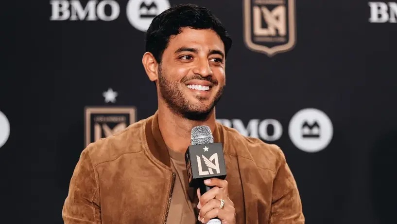 Carlos Vela anuncia su retiro a sus 36 años
