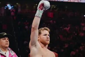 Canelo Álvarez llena de elogios a Isaac del Toro: “Lo vi y me enorgullece muchísimo”