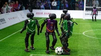 ¡Invaden al futbol! Robots controlados por IA protagonizan primer partido en China