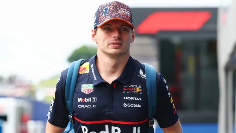 Verstappen ironiza sobre rumores de Mercedes: ‘También podría no despertar mañana’