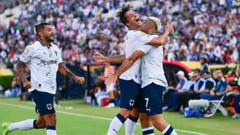 Luis "Matador" Hernández ve a Rayados eliminando al Borussia Dortmund