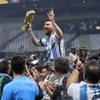 Una fortuna por Messi: su tarjeta con la Copa del Mundo se vende por 126 mil dólares