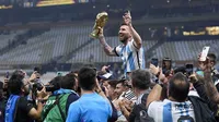 Una fortuna por Messi: su tarjeta con la Copa del Mundo se vende por 126 mil dólares