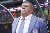 Miguel Herrera presente en partido de México vs Surinam; el DT de Costa Rica analiza al Tri