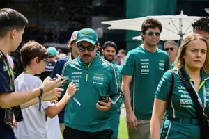 Fernando Alonso le explicó a Liam Lawson cómo lo ayudó en el GP de Austria