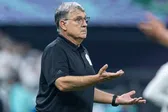 Tata Martino lanza dardo a la prensa mexicana: "Piden algo que no corresponde"
