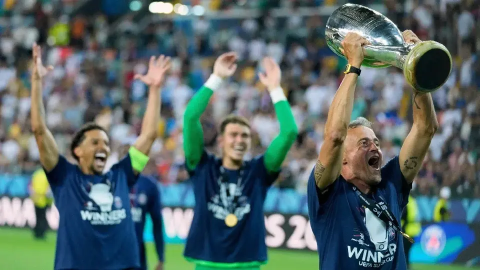 Luis Enrique es nuevo supercampeón de la UEFA: Estos son todos los títulos de su carrera