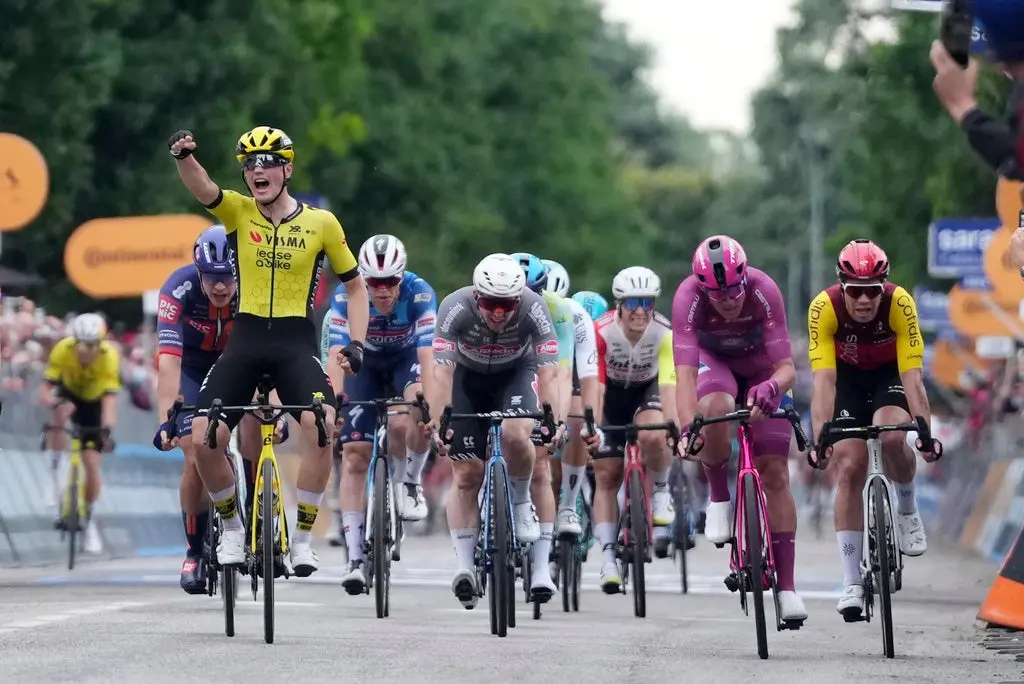 Olav Kooij ganó la Etapa 12 del Giro de Italia | AP