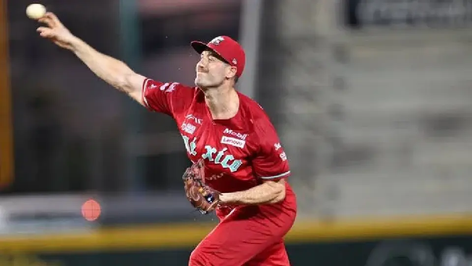 Brooks Hall regresa a los Diablos Rojos: Uno de los héroes del título 2024 busca el bicampeonato