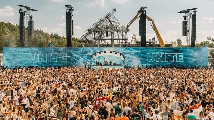 Tomorrowland 2025 en VIVO: ¿Dónde ver el festival y cómo reconstruyeron el escenario principal?
