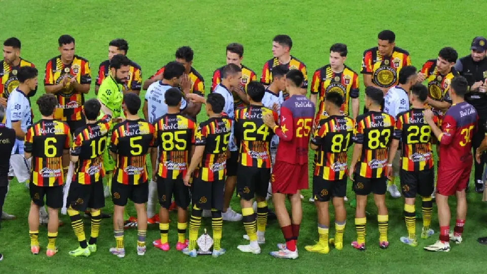 Faitelson se sensibiliza con Leones Negros y arremete contra 'Liga MX': “Es una vergüenza”