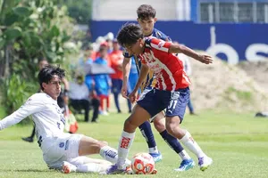 Yael Padilla marcó un golazo con la Sub-21 de Chivas