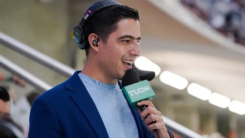 Andrés Vaca tras no narrar el América vs Querétaro: “Gracias por su apoyo, más no puedo decir”