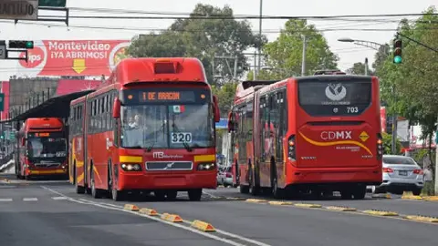 ¿Multas fantasma por invadir carril del Metrobús? Así las puedes eliminar