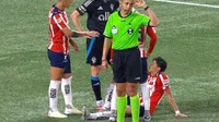 ¡Alarmas en Chivas! Richard Ledezma sale lesionado en juego ante Charlotte de Leagues Cup